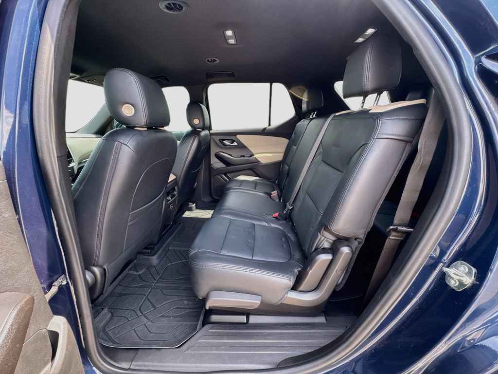 Used 2022 Chevrolet Traverse LS FWD image 22