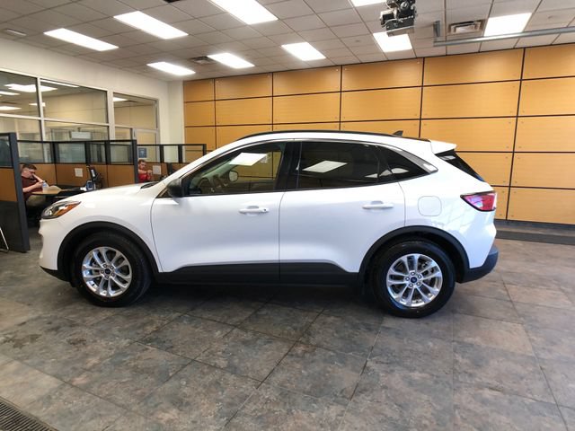 Certified 2022 Ford Escape SE w/ Convenience Package FWD image 4