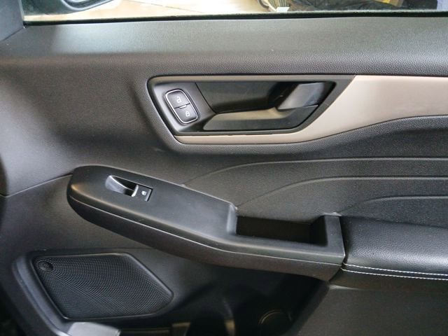 Certified 2022 Ford Escape SE w/ Cold Weather Package image 54