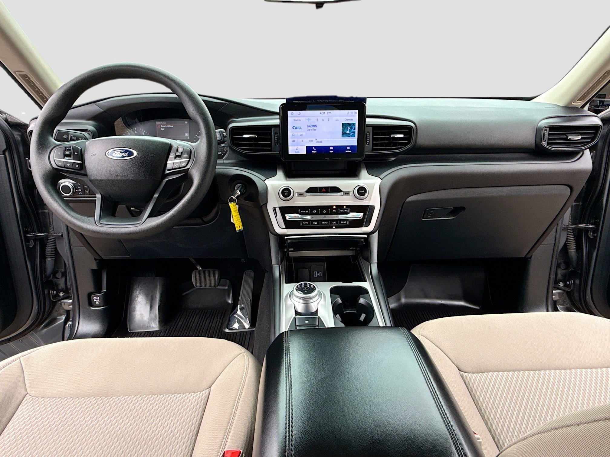 Certified 2023 Ford Explorer 4WD image 3