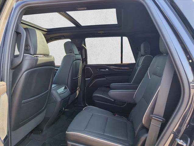 Used 2024 Cadillac Escalade Premium Luxury w/ LPO, Floor Liner Package AWD/4WD image 19