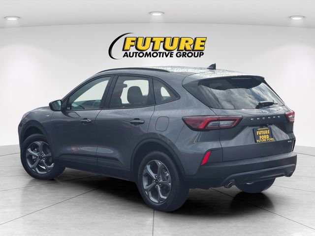 Certified 2025 Ford Escape ST-Line image 5