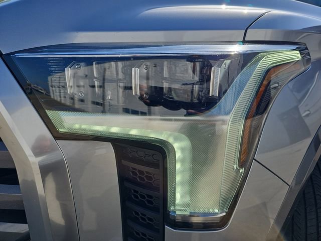 Used 2025 Toyota Tundra Limited image 30