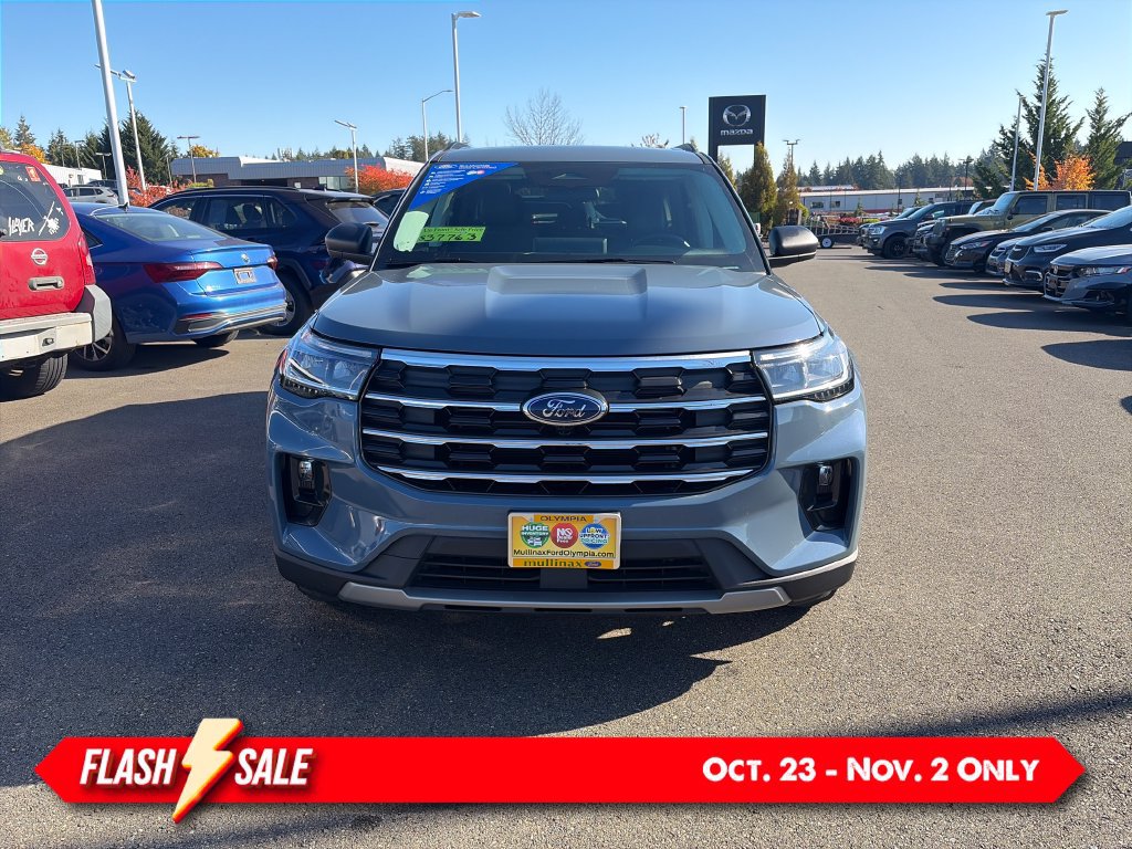 Certified 2025 Ford Explorer Active w/ Active Comfort Package AWD/4WD image 16