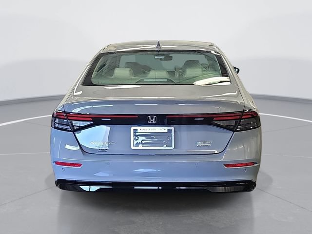 Used 2026 Honda Accord Touring image 4