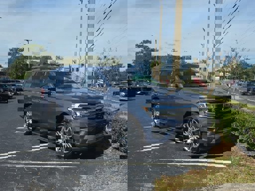 Certified 2022 Ford Expedition Limited image 2