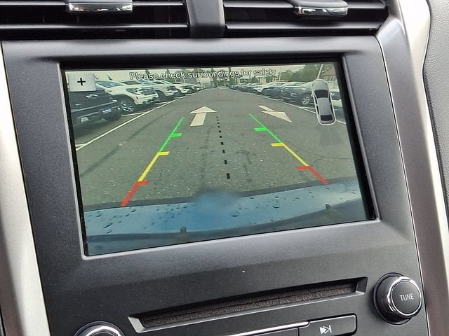 Certified 2018 Ford Fusion SE w/ Fusion SE Technology Package FWD image 22
