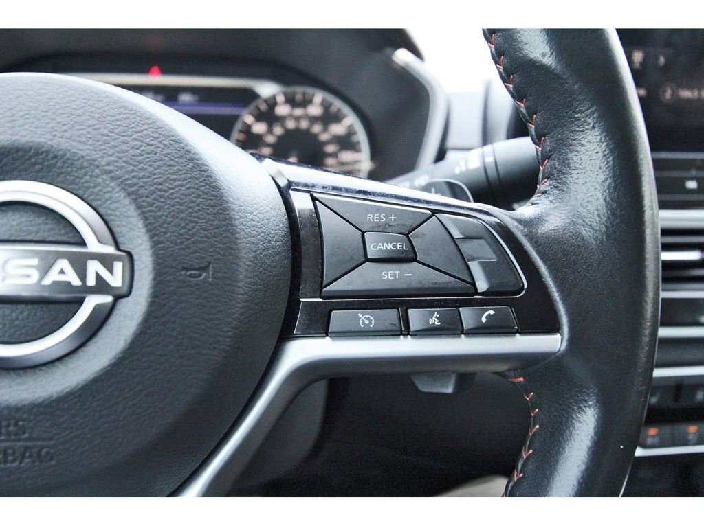 Used 2024 Nissan Altima 2.5 SR w/ SR Premium Package FWD image 24