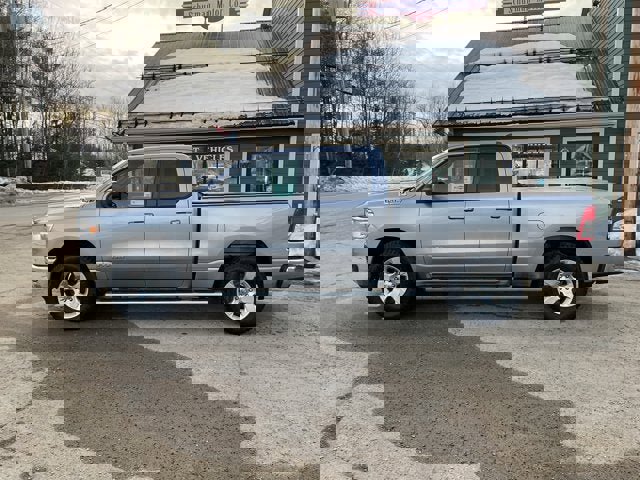 Used 2021 RAM 1500 Big Horn image 4