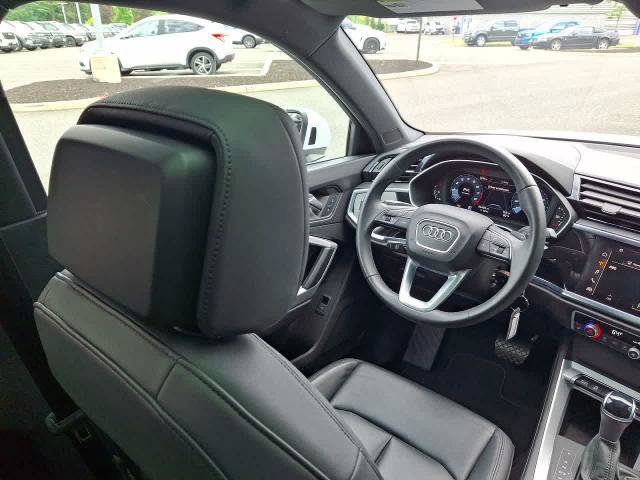 Used 2025 Audi Q3 2.0T Premium AWD/4WD image 15