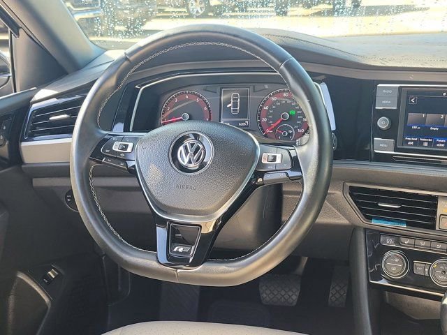 Used 2020 Volkswagen Jetta R-Line FWD image 17
