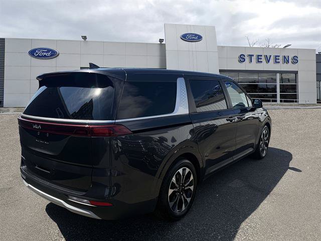 Used 2023 Kia Carnival EX FWD image 34