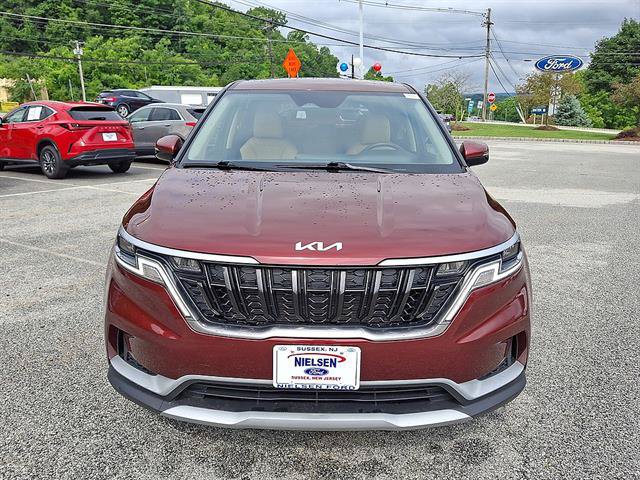 Used 2024 Kia Carnival LX FWD image 29