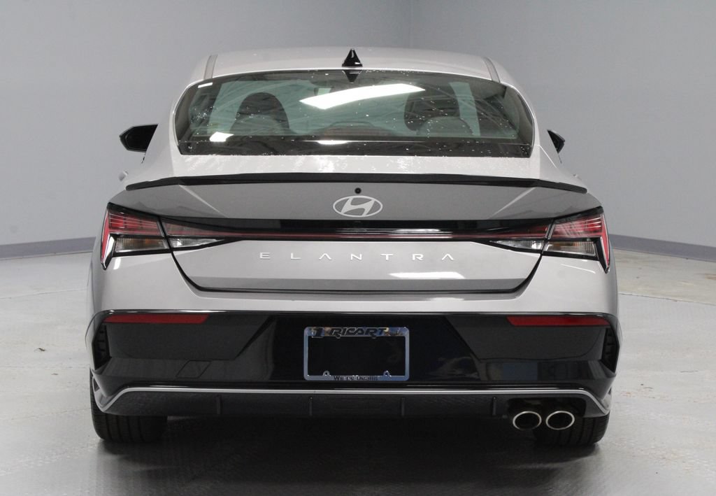 Used 2024 Hyundai Elantra N Line FWD image 9