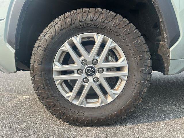 Used 2024 Toyota Tundra SR5 w/ SR5 Premium Package AWD/4WD image 10