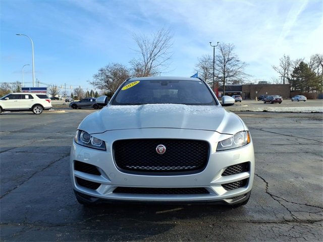 Used 2020 Jaguar F-PACE Premium image 6