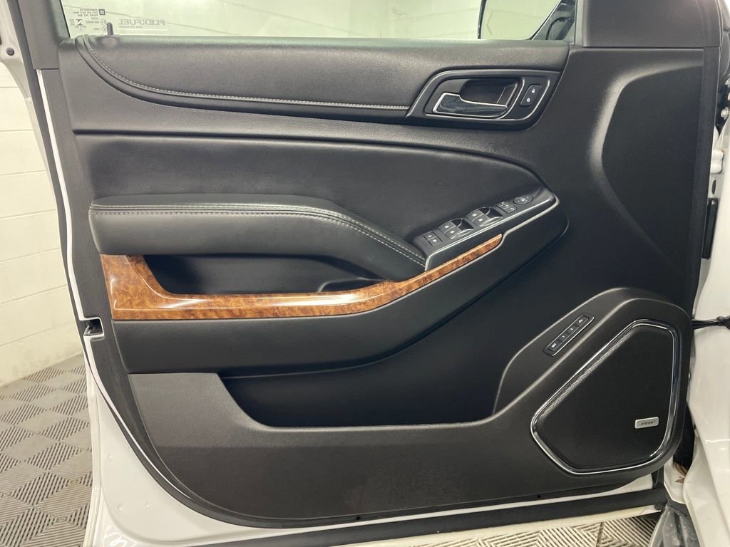 Used 2018 Chevrolet Suburban Premier image 16