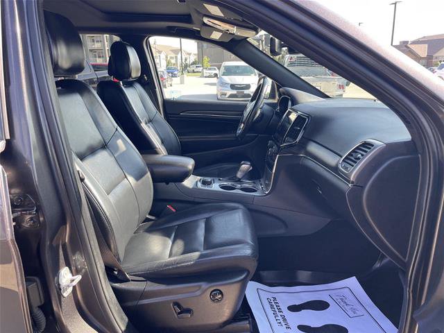 Used 2020 Jeep Grand Cherokee Limited AWD/4WD image 19