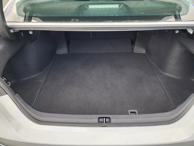 Used 2021 Toyota Camry SE FWD image 10