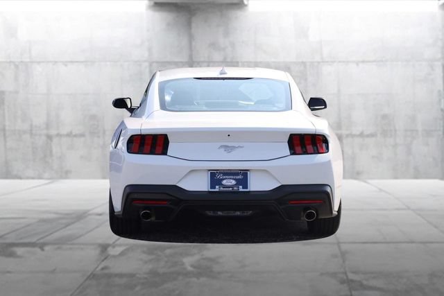 Certified 2025 Ford Mustang Coupe RWD image 6