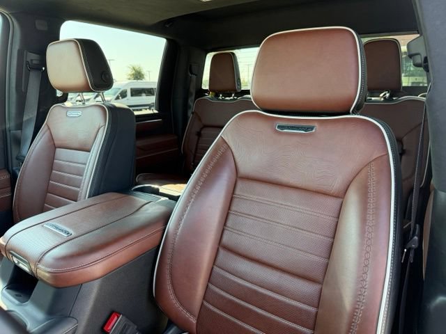 Used 2025 GMC Sierra 2500 Denali Ultimate AWD/4WD image 12