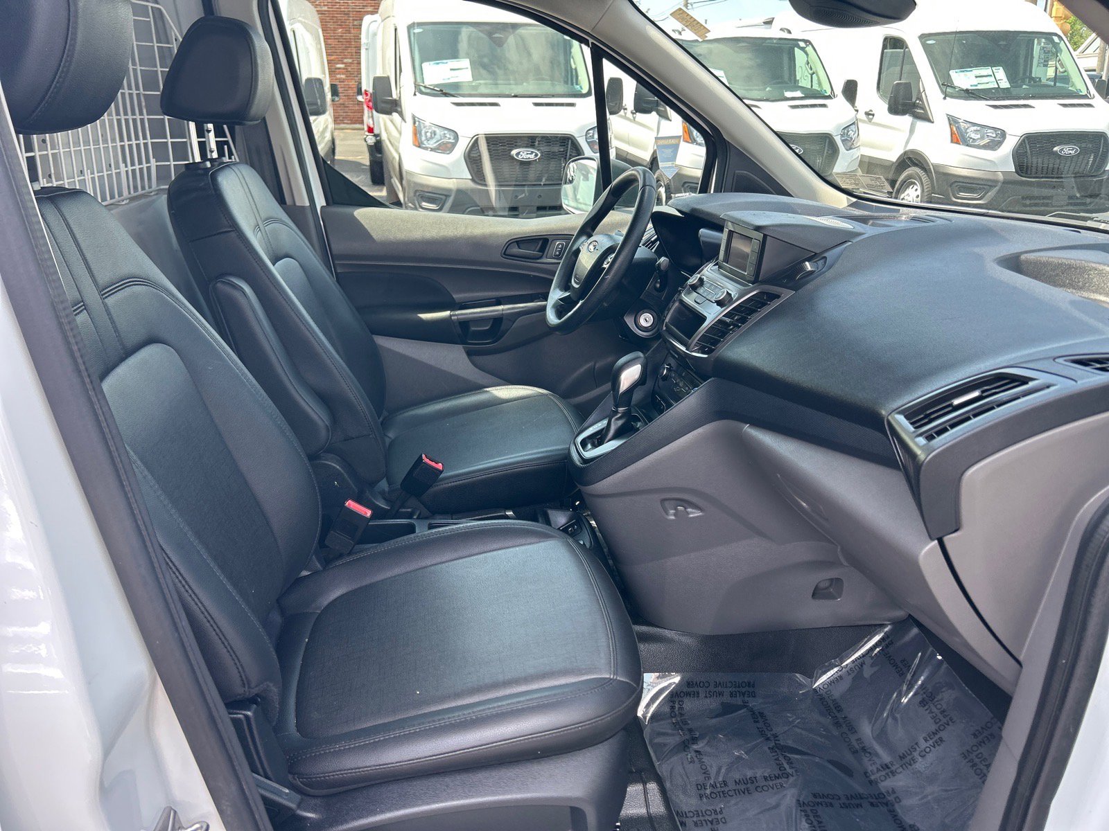 Certified 2020 Ford Transit Connect XL FWD image 14