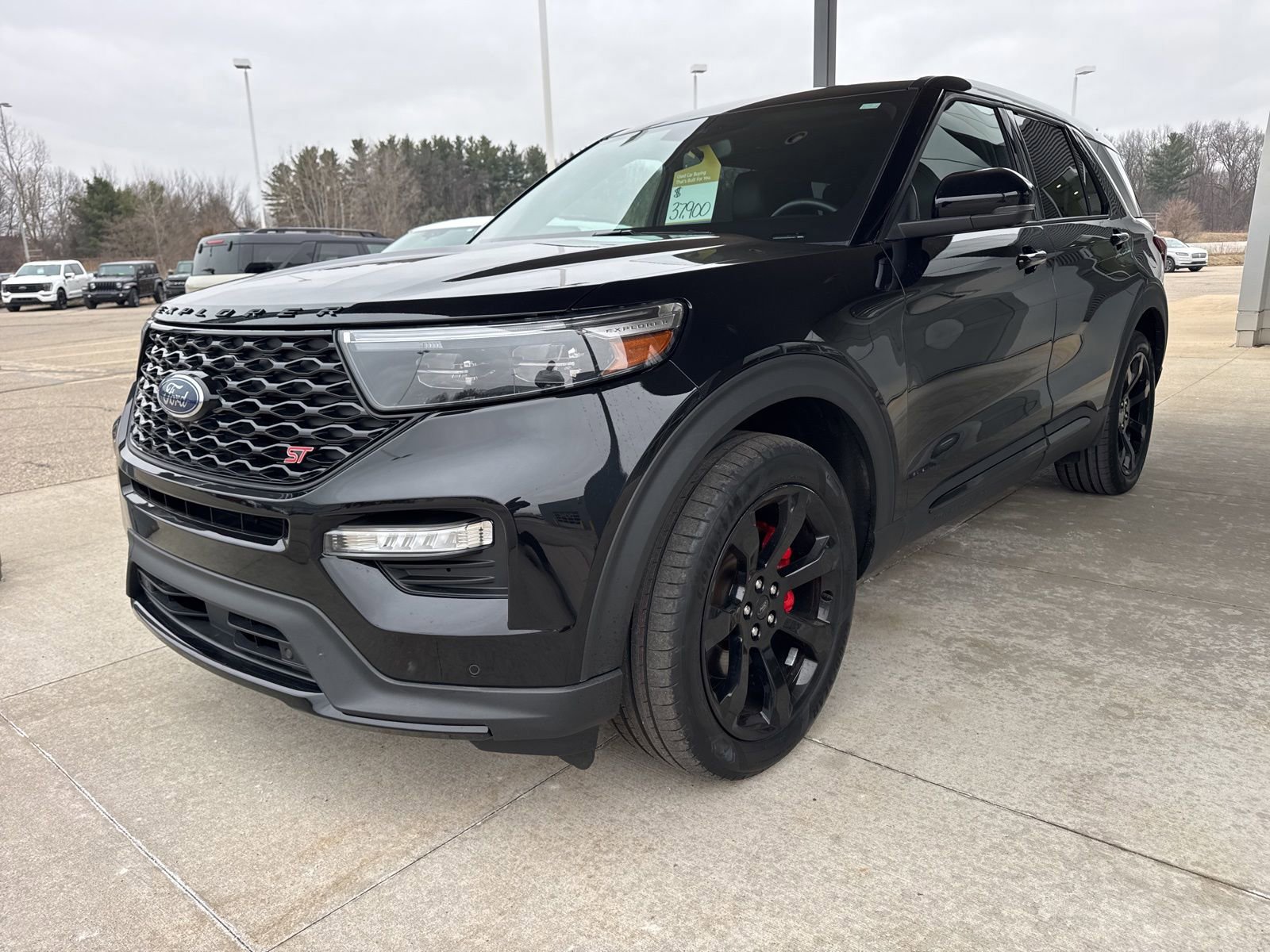 Certified 2022 Ford Explorer ST w/ Equipment Group 401A image 10