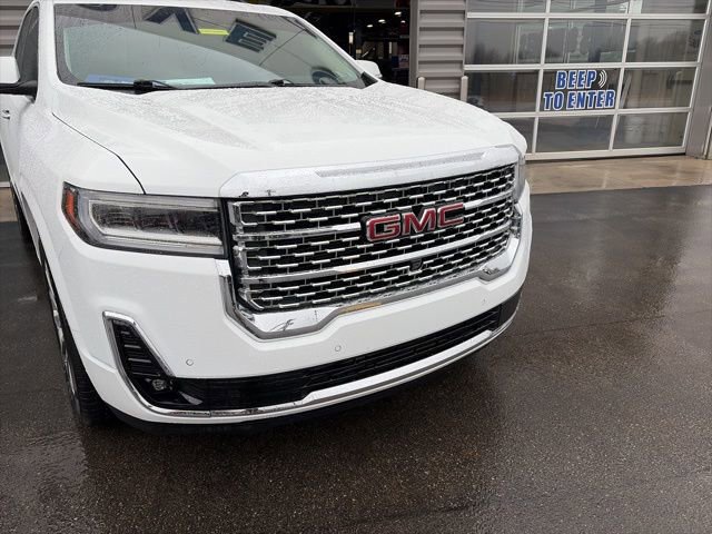 Used 2023 GMC Acadia Denali w/ Denali Technology Package image 5