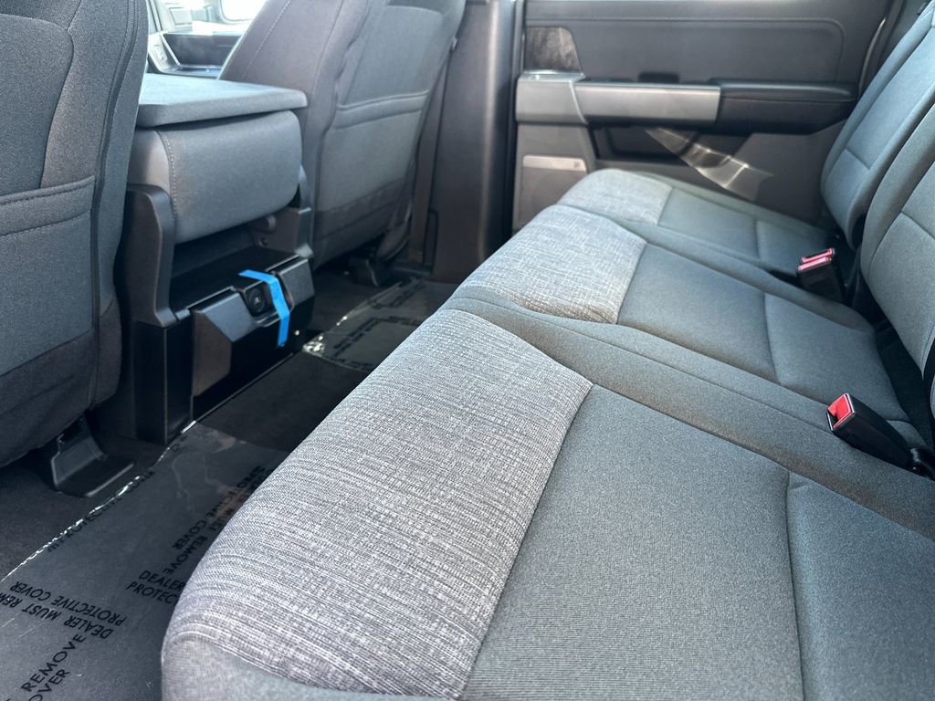 Certified 2025 Ford F350 XLT w/ Black Appearance Package image 12