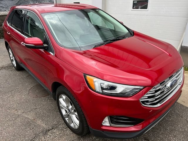 Certified 2021 Ford Edge Titanium AWD/4WD image 7