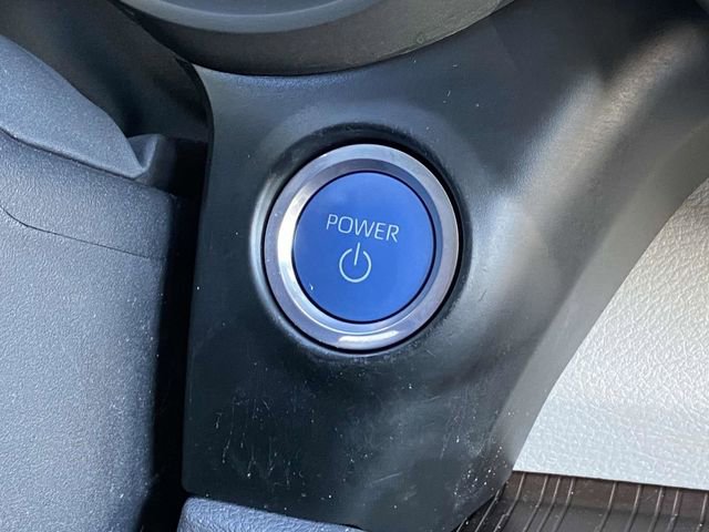 Used 2022 Toyota Sienna XLE image 29