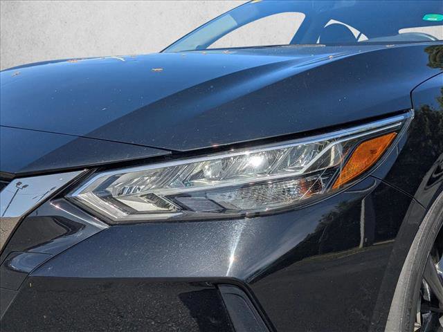 Used 2023 Nissan Sentra SR w/ Electronics Package FWD image 2