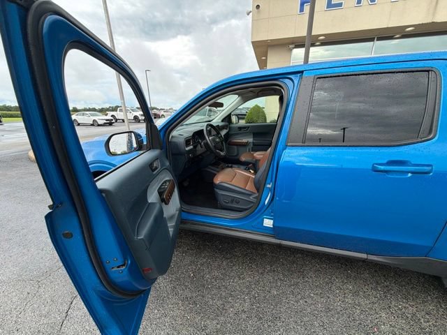 Certified 2022 Ford Maverick Lariat w/ Lariat Luxury Package AWD/4WD image 9