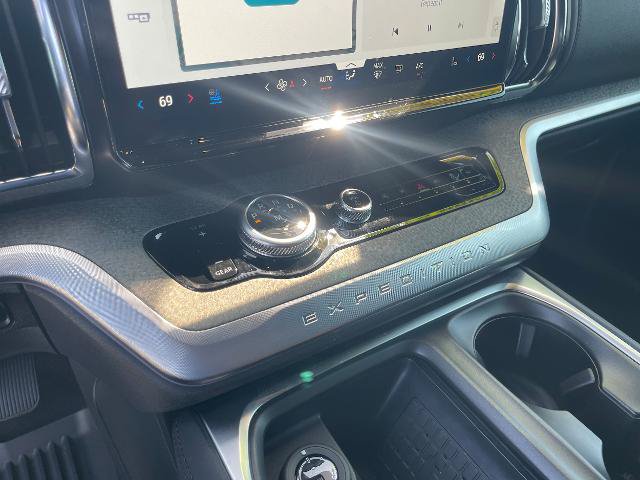 Certified 2025 Ford Expedition Tremor AWD/4WD image 23