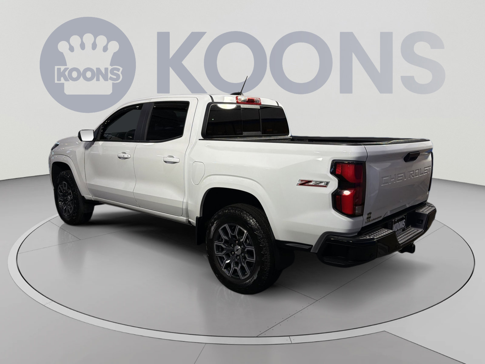 Used 2024 Chevrolet Colorado Z71 w/ Z71 Convenience Package 2 AWD/4WD image 4