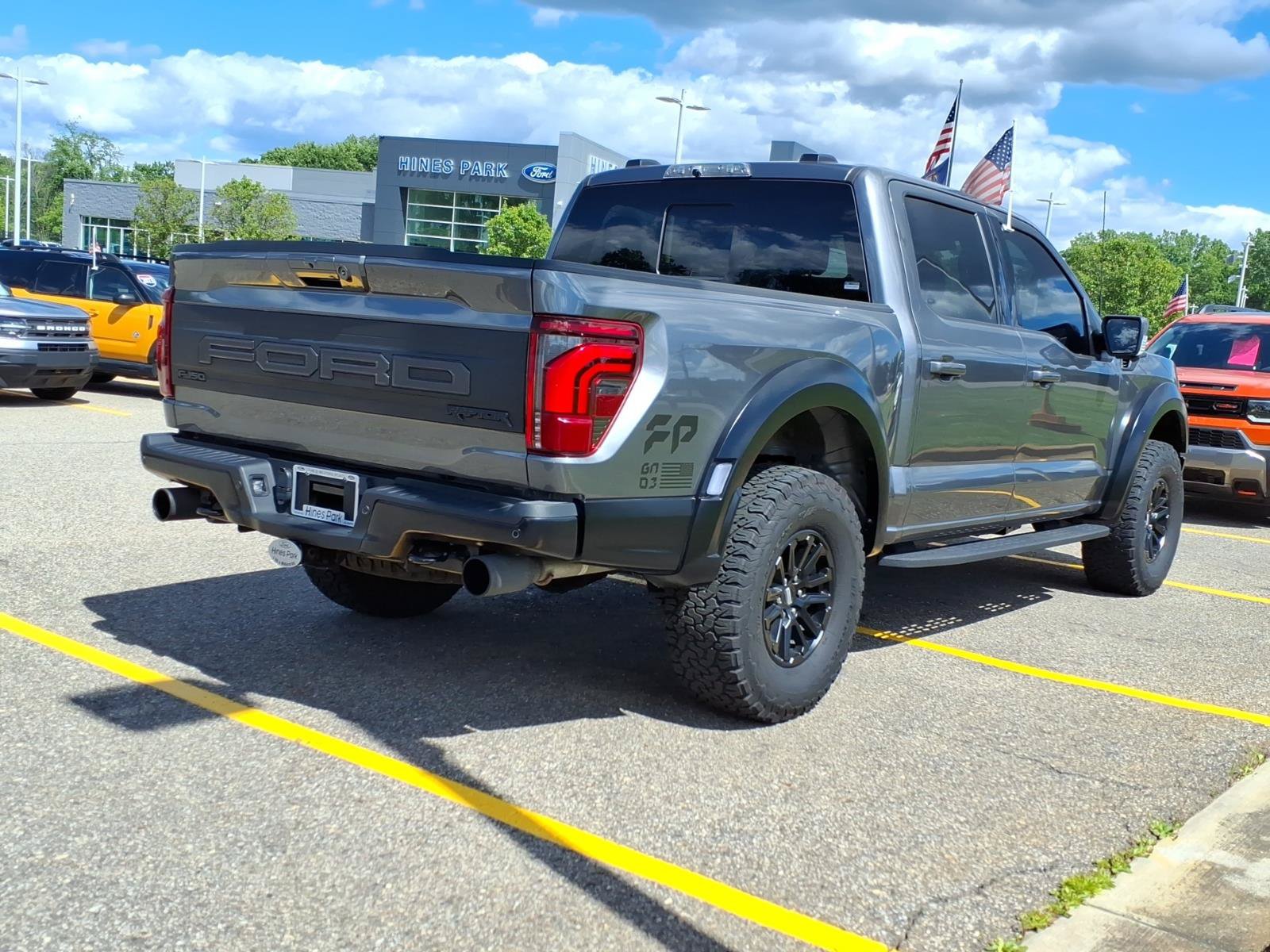 Certified 2025 Ford F150 Raptor AWD/4WD image 7