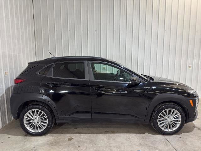 Used 2020 Hyundai Kona SEL image 2