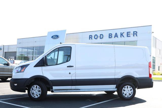 Certified 2025 Ford Transit 250 Low Roof w/ Exterior Upgrade Package RWD image 3