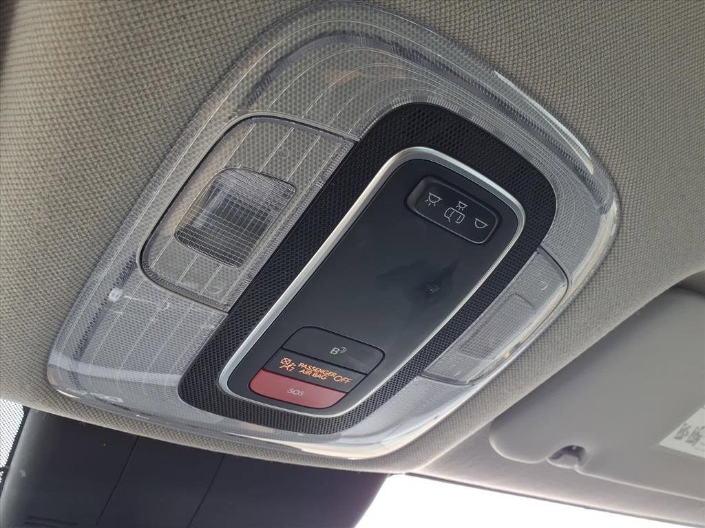 Used 2024 Hyundai Elantra SEL image 24