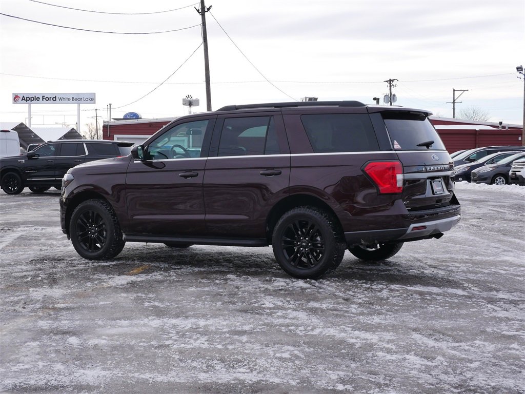Certified 2024 Ford Expedition XLT image 4