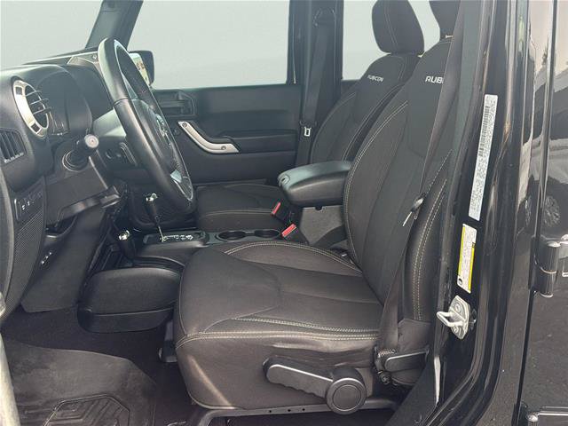 Used 2018 Jeep Wrangler Unlimited Rubicon w/ Connectivity Group AWD/4WD image 10