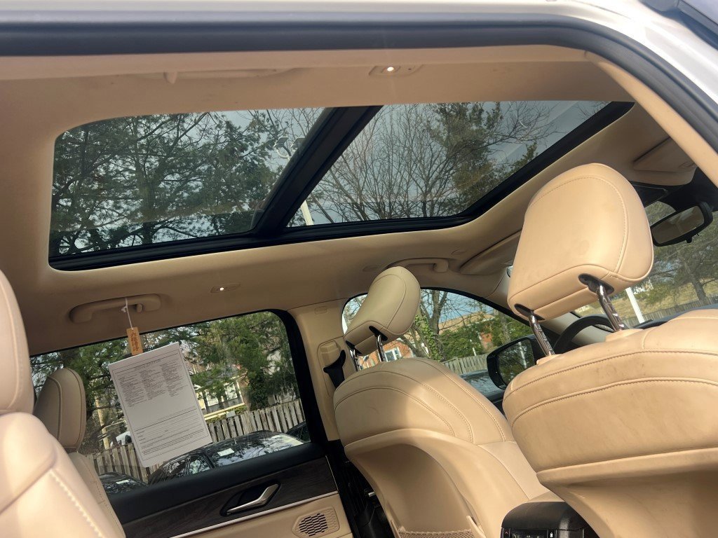 Used 2021 Jeep Grand Cherokee L Limited w/ Trailer Tow Package image 12