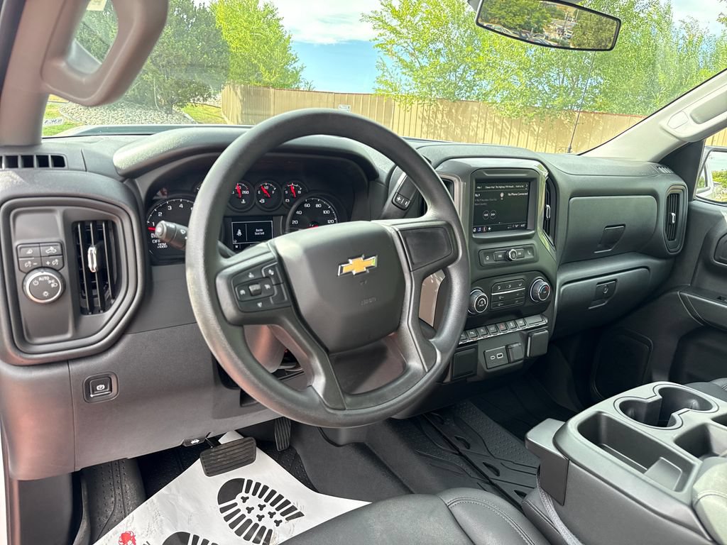 Used 2026 Chevrolet Silverado 1500 W/T w/ WT Safety Package RWD image 15