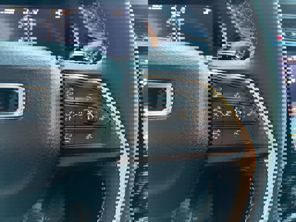 Used 2023 Jeep Grand Cherokee L Laredo image 22