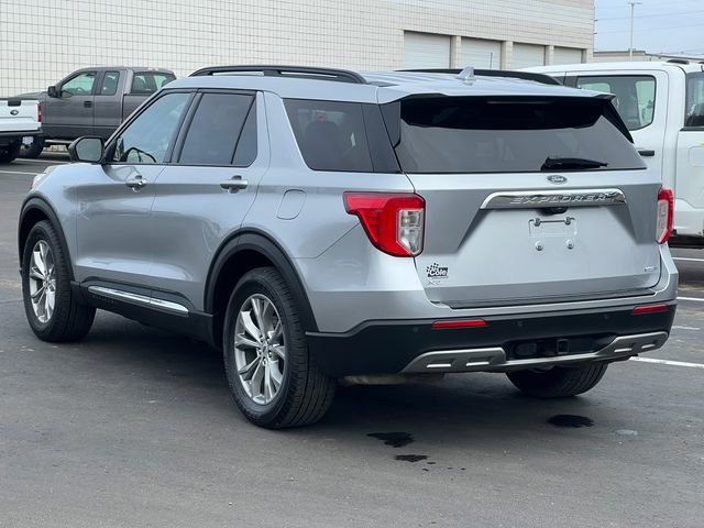 Certified 2020 Ford Explorer XLT w/ Equipment Group 202A image 5