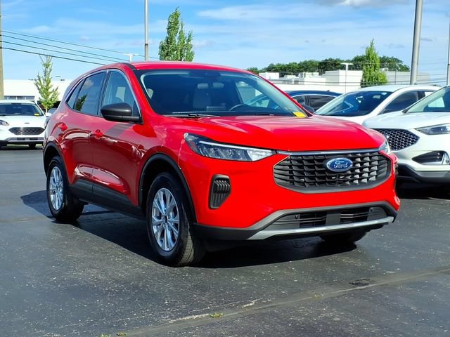 Certified 2024 Ford Escape Active AWD/4WD image 3