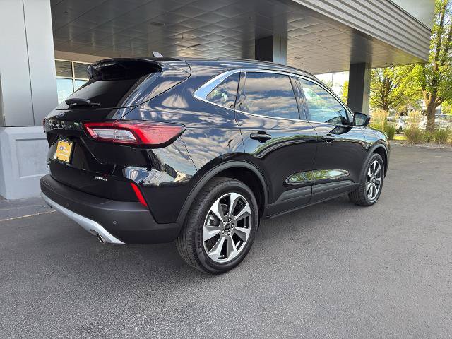 Certified 2024 Ford Escape Platinum AWD/4WD image 4
