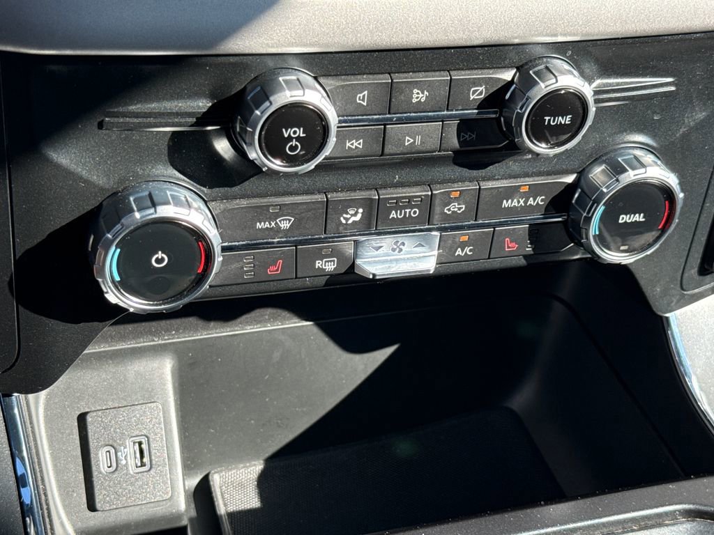 Certified 2022 Ford F150 XLT w/ Equipment Group 302A High image 22