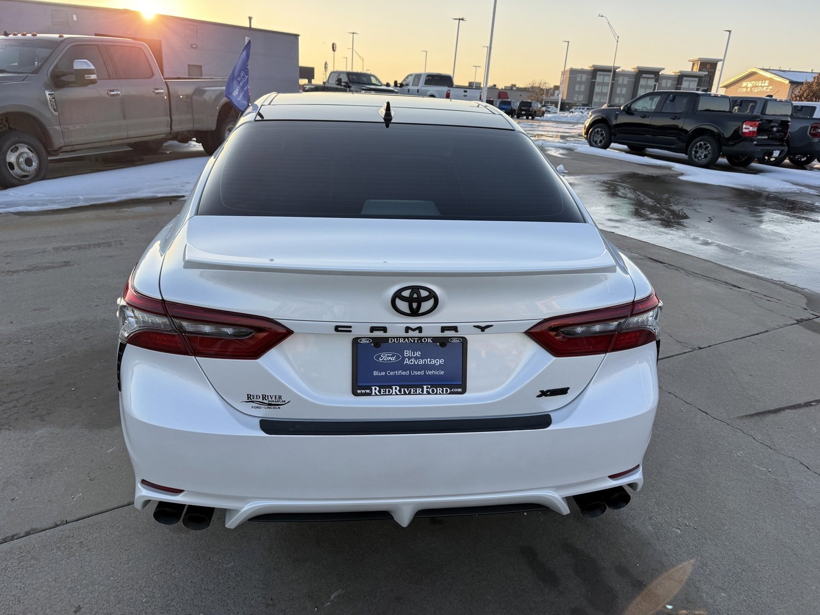 Used 2023 Toyota Camry XSE image 4