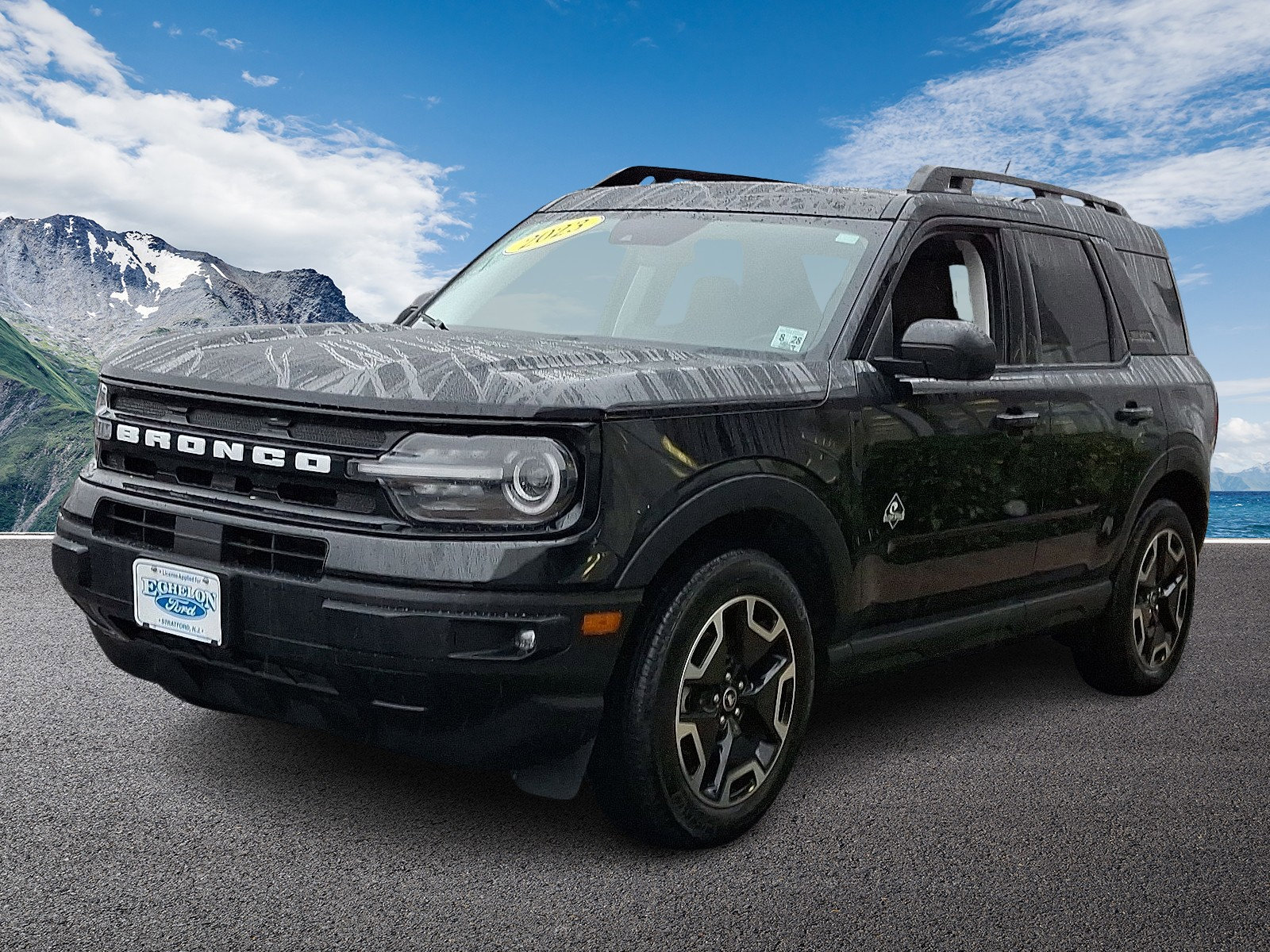 Certified 2023 Ford Bronco Sport Outer Banks w/ Tech Package image 3